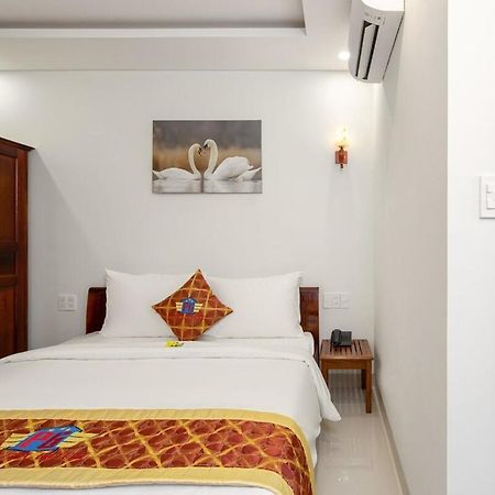 Hotel Khach San Pham Gia Đà Nẵng Extérieur photo
