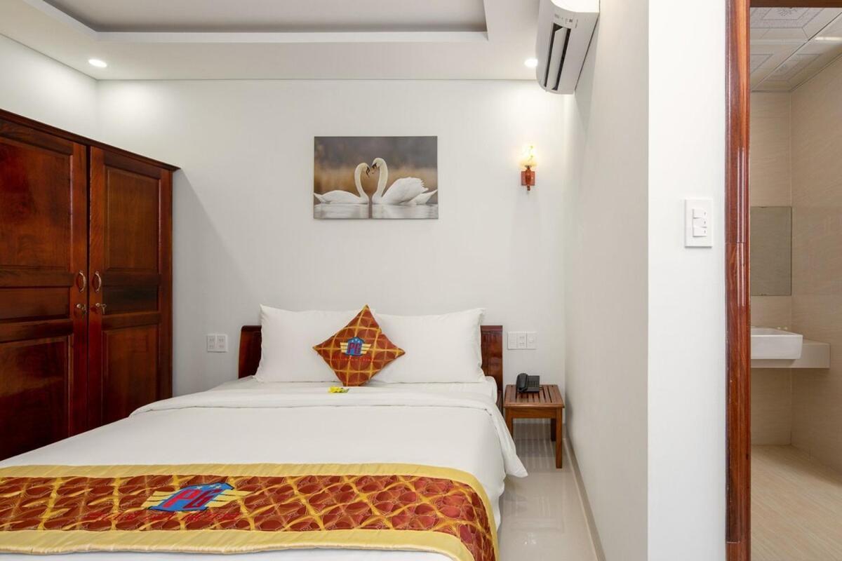 Hotel Khach San Pham Gia Đà Nẵng Extérieur photo